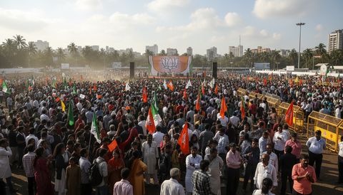 Sharad Pawar Rejects NDA Alliance, Submits Drought Relief Demands